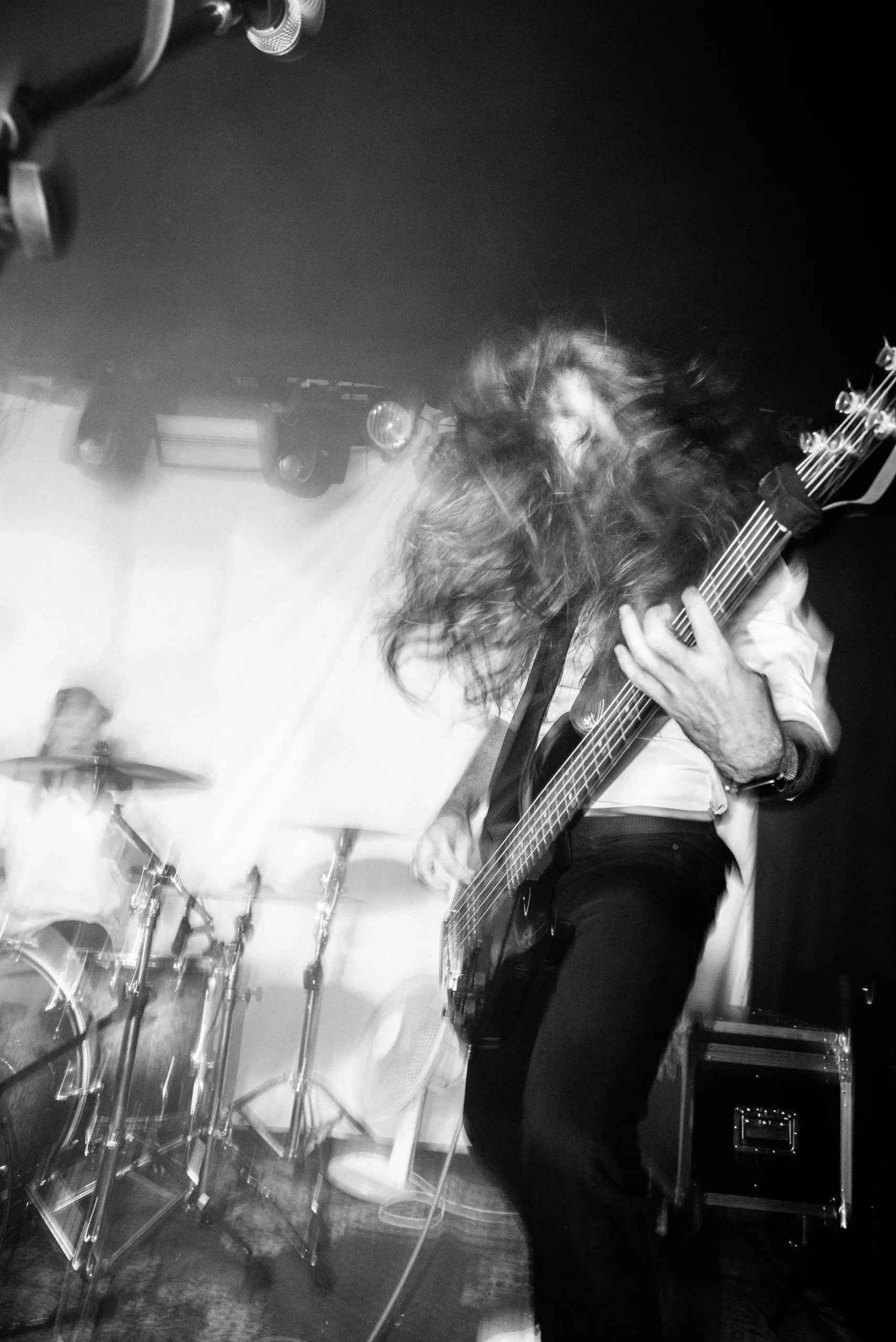 Photo: 20241123-johnny_cosmic-8076