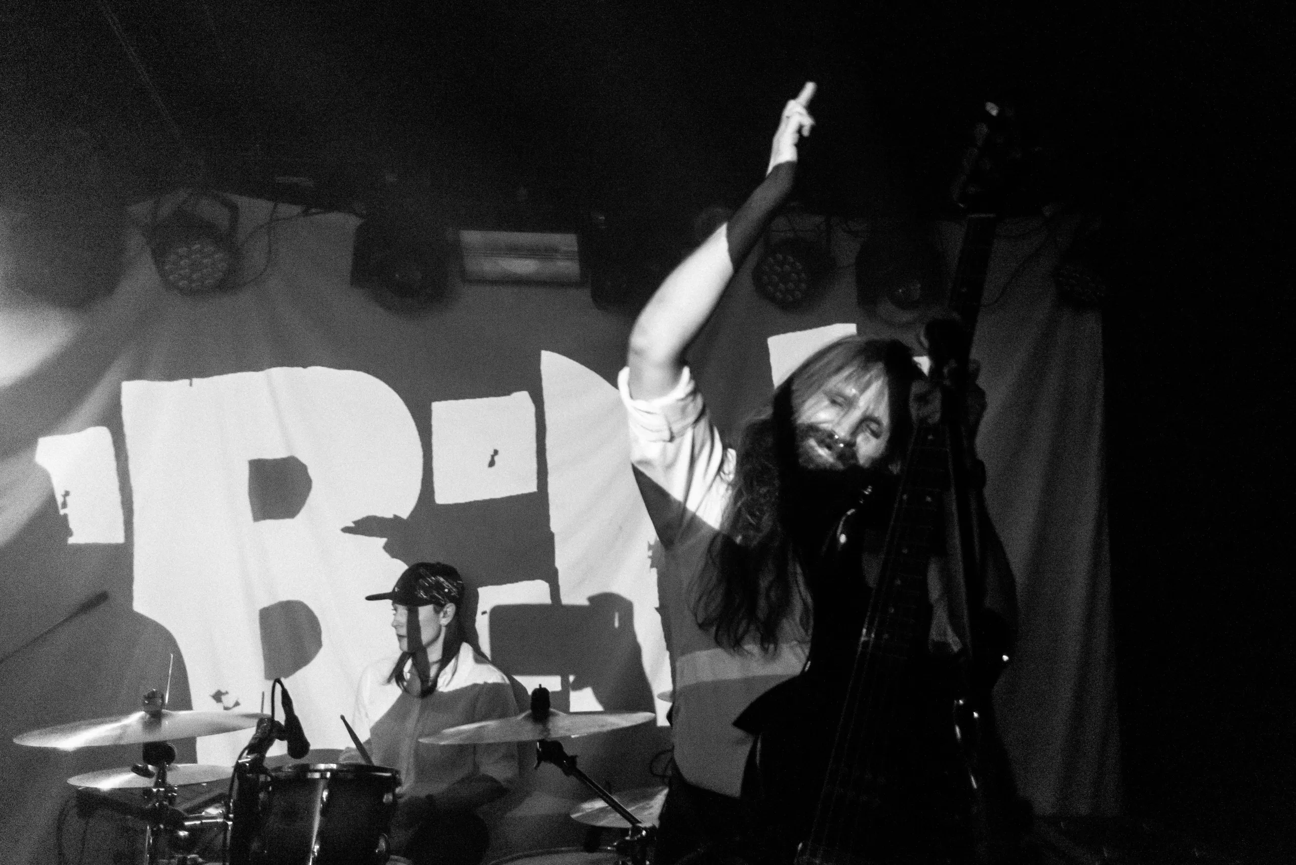 Photo: 20241123-johnny_cosmic-8142