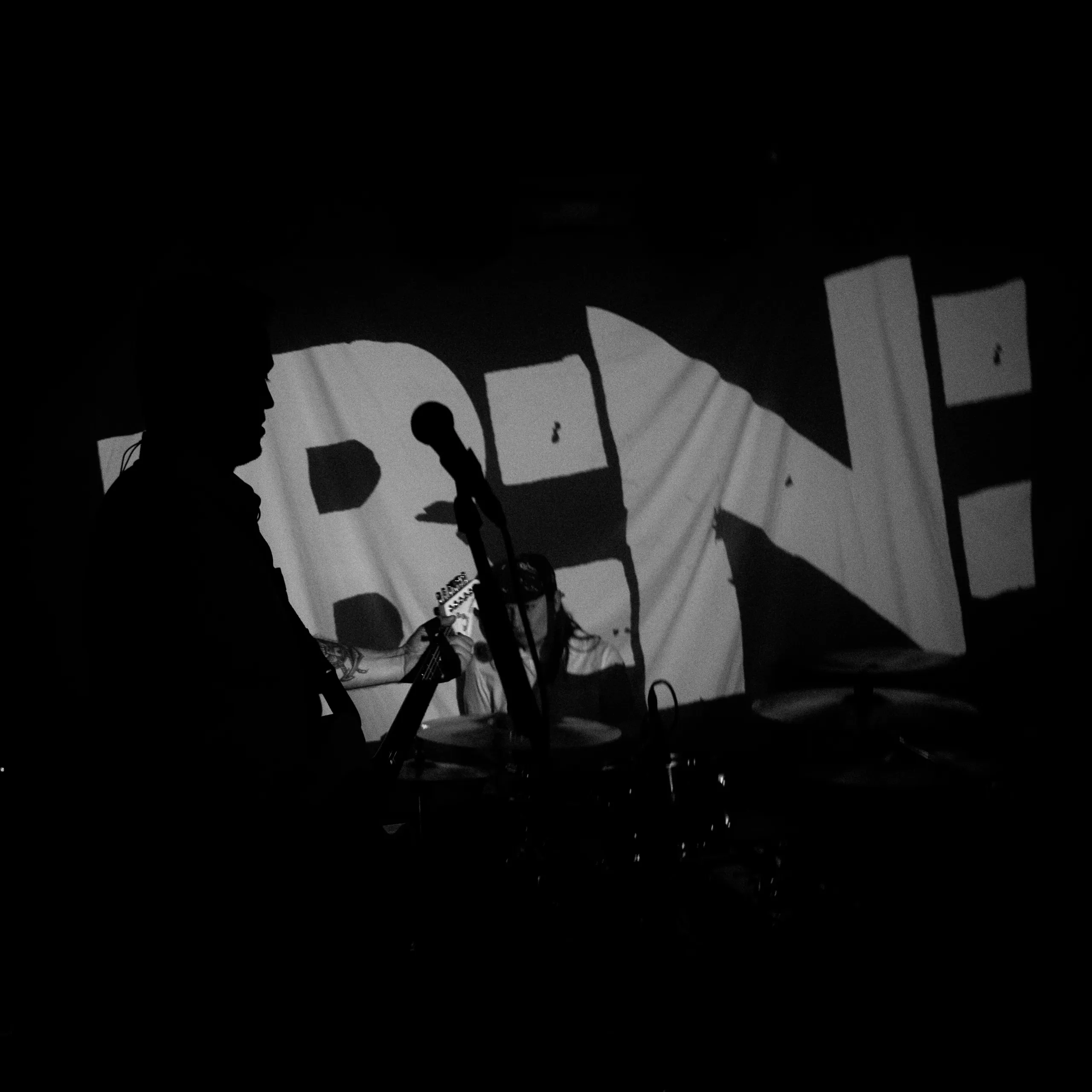 Photo: 20241123-johnny_cosmic-8858
